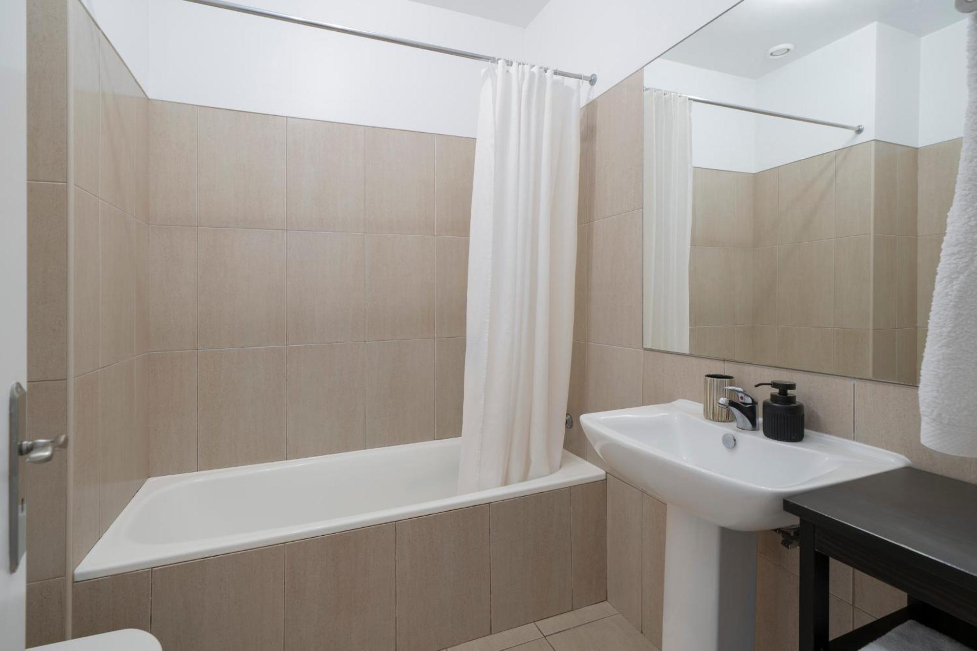 Apartamento Princesa Dona Amelia By An Island Apart Funchal  Buitenkant foto